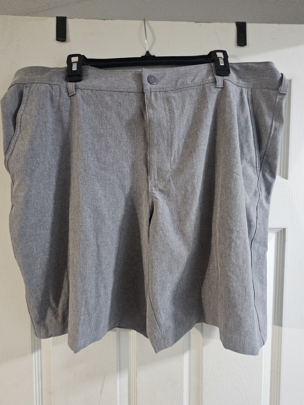 Izod Gray Flat-Front Men's Shorts